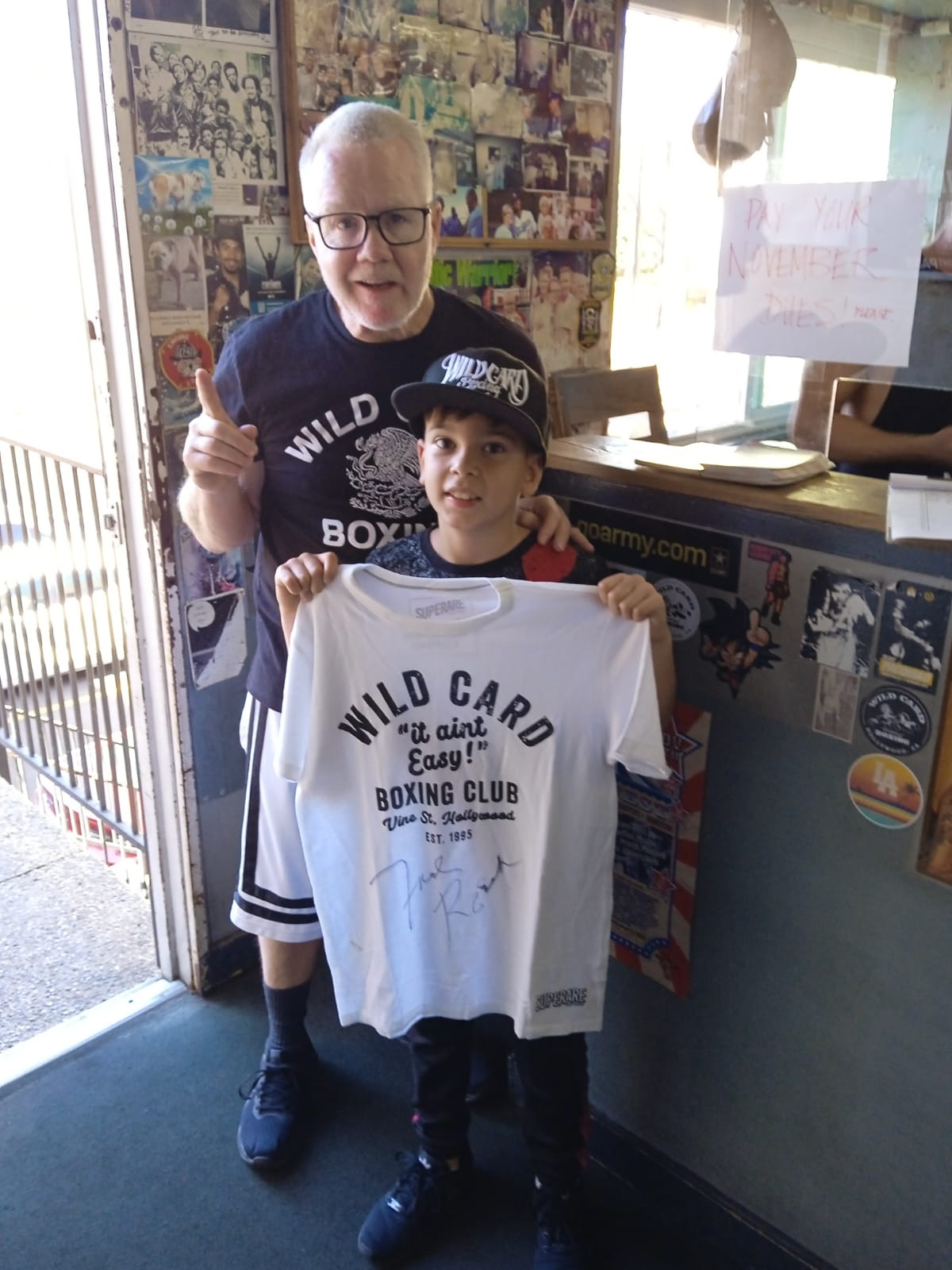 Visita de Thiago Moreno al Wild Card Boxing