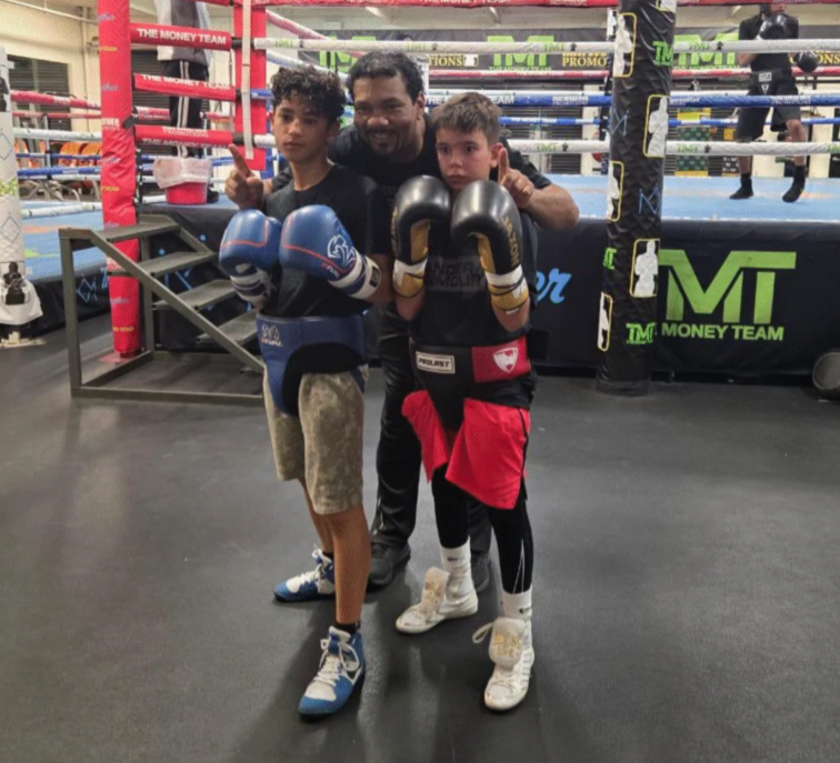 Un Canario en la corte de Floyd Mayweather